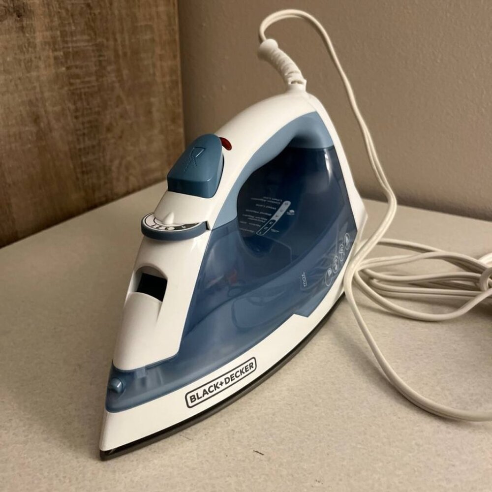 Black Decker Iron